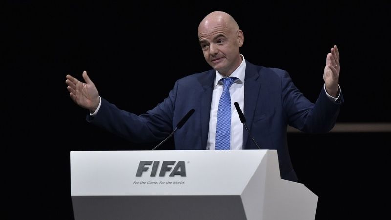 Lập trường của FAI và UEFA giữa tâm bão
